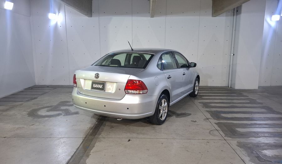 Volkswagen Vento 1.6 STYLE TIPTRONIC Sedan 2015