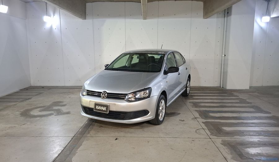 Volkswagen Vento 1.6 STYLE TIPTRONIC Sedan 2015