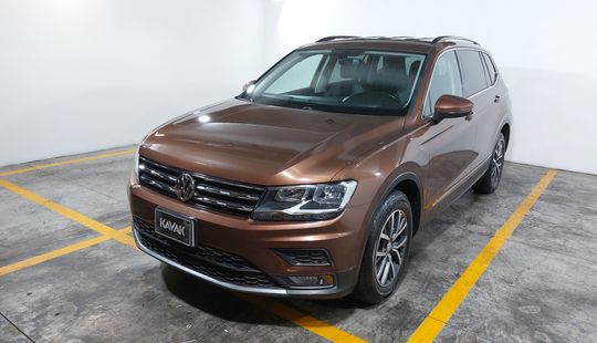 Volkswagen • Tiguan