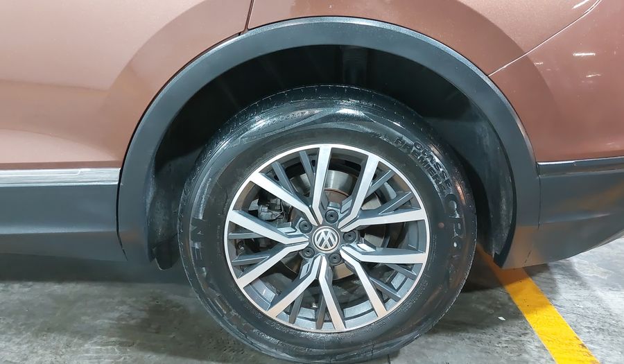 Volkswagen Tiguan 1.4 COMFORTLINE PIEL DCT Suv 2018