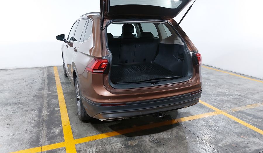 Volkswagen Tiguan 1.4 COMFORTLINE PIEL DCT Suv 2018