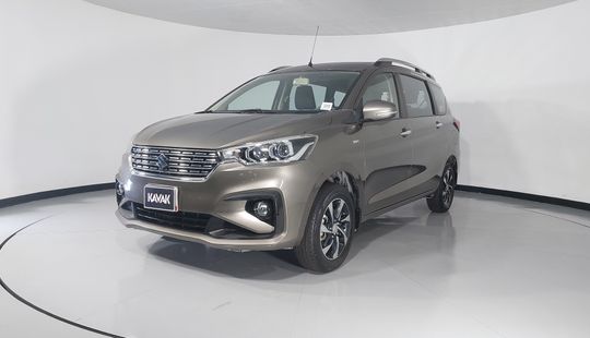 Suzuki • Ertiga