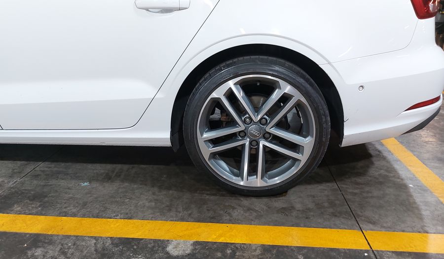 Audi A3 2.0 40 S LINE DCT Sedan 2019
