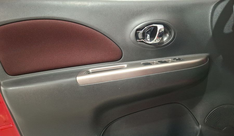 Nissan March 1.6 EXCLUSIVE BI-TONO AUTO Hatchback 2019