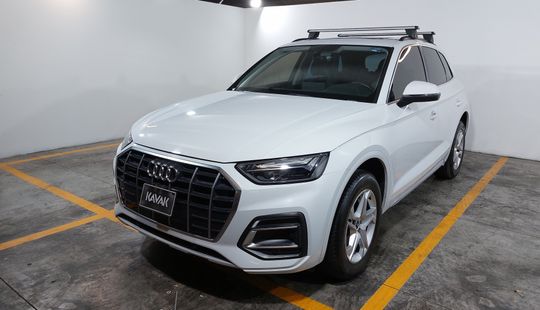 Audi • Q5