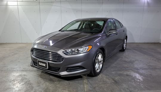 Ford • Fusion