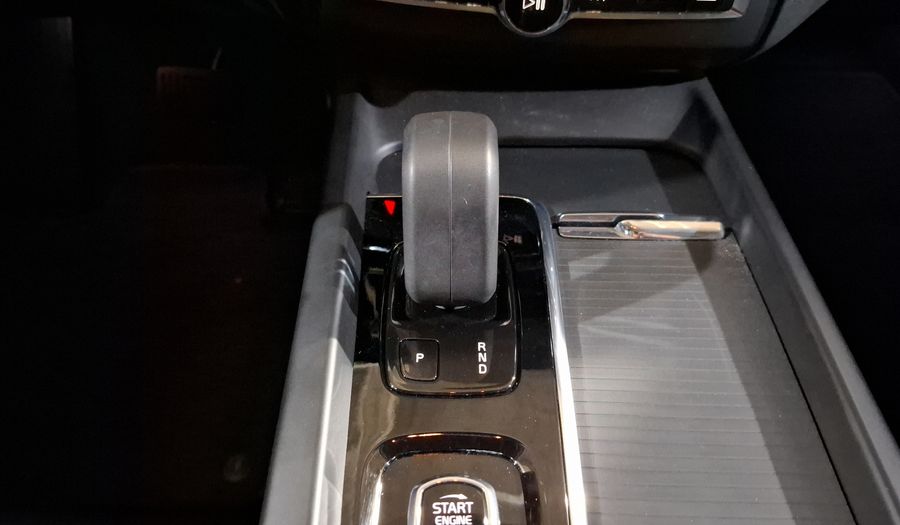 Volvo Xc60 2.0 B5 MHEV MOMENTUM AUTO AWD Suv 2022