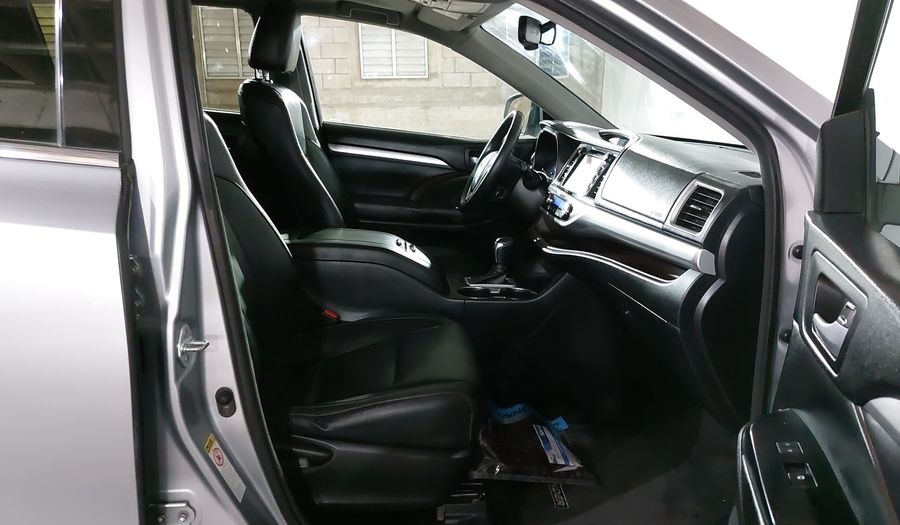 Toyota Highlander 3.5 XLE Suv 2016