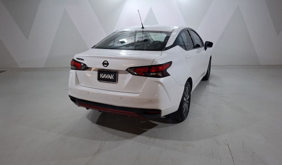 Nissan Versa 1.6 ADVANCE CVT Sedan 2020