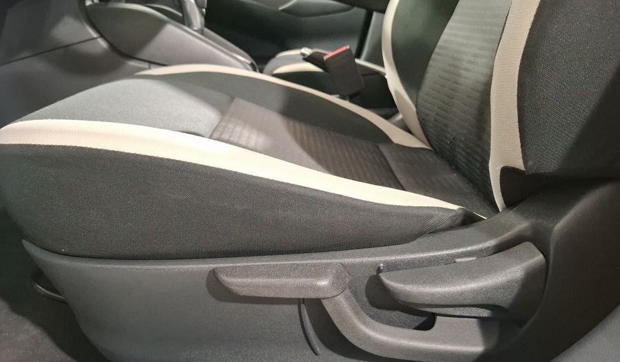 Nissan Versa 1.6 ADVANCE CVT Sedan 2020