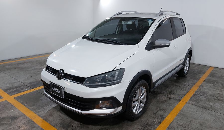 Volkswagen Crossfox 1.6 CROSSFOX QUEMACOCOS MT Hatchback 2016