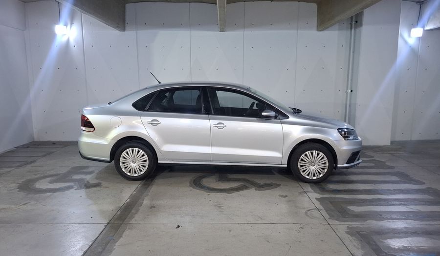 Volkswagen Vento 1.6 STARTLINE AUTO Sedan 2021