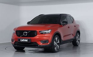 Volvo • XC40