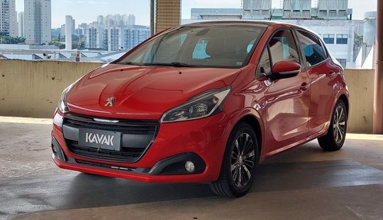 Peugeot • 208