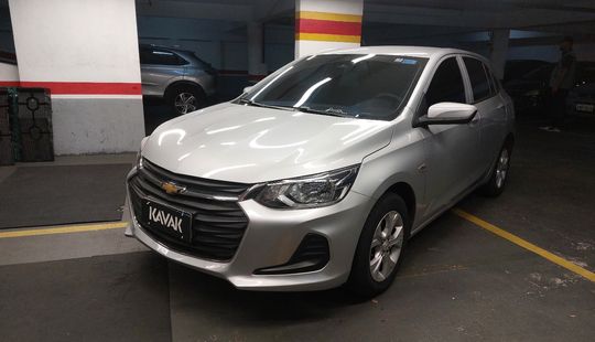 Chevrolet • Onix
