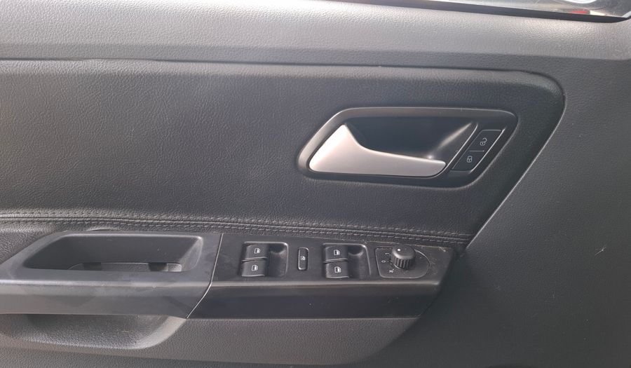 Volkswagen Fox 1.6 HIGHLINE Hatchback 2017