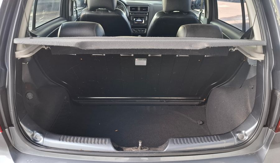 Volkswagen Fox 1.6 HIGHLINE Hatchback 2017