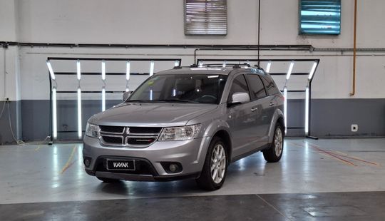 Dodge • Journey