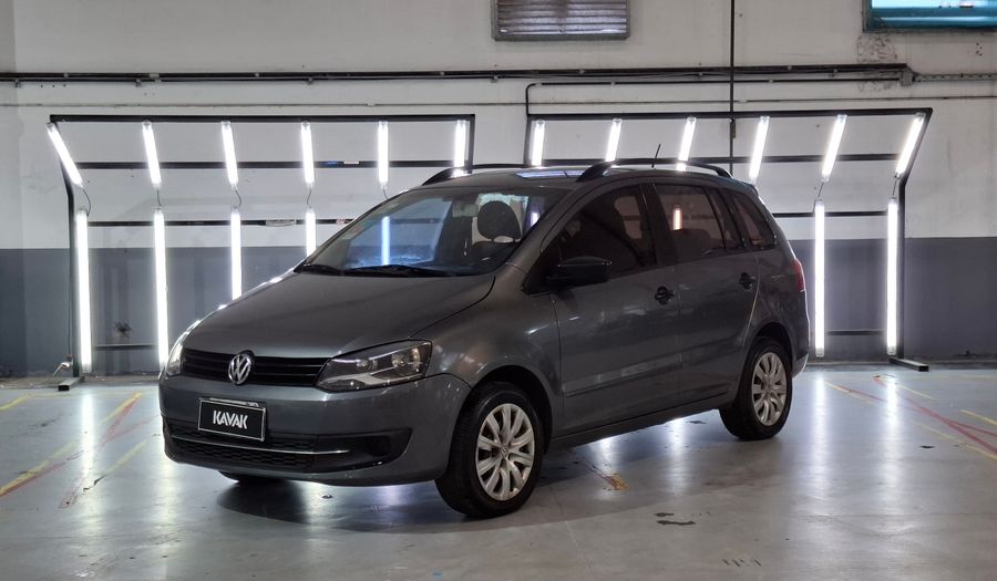 Volkswagen Suran 1.6 COMFORTLINE MT Minivan 2012