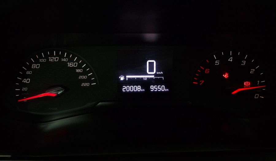 Peugeot 208 1.2 PURETECH 75 HP STYLE Hatchback 2023