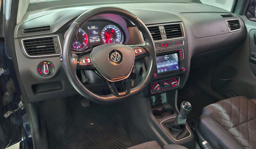 Volkswagen Suran 1.6 16V HIGHLINE Wagon 2016