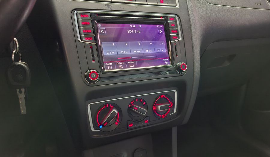 Volkswagen Suran 1.6 16V HIGHLINE Wagon 2016