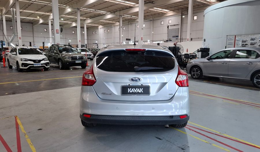 Ford Focus Iii 2.0 SE PLUS Hatchback 2013