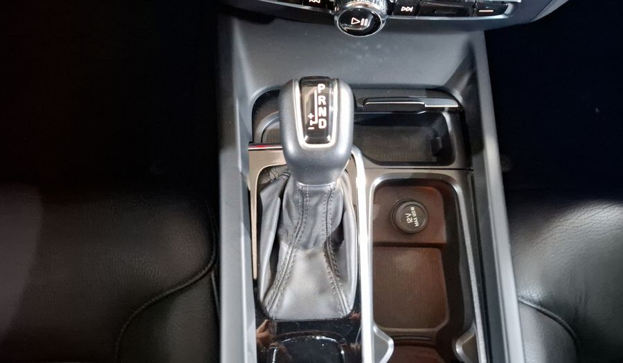 Volvo S60 2.0 T5 MOMENTUM AUTO Sedan 2021