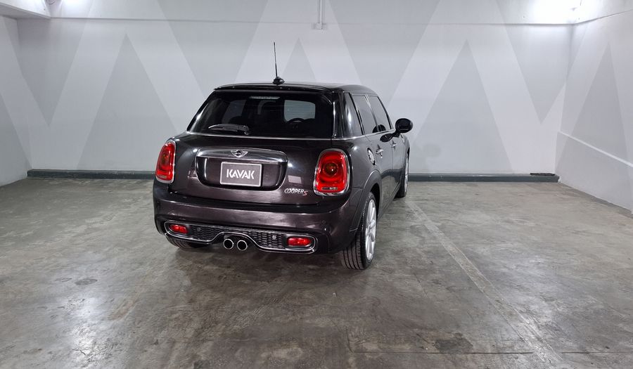 Mini Cooper S 2.0 COOPER CHILI AT Hatchback 2016