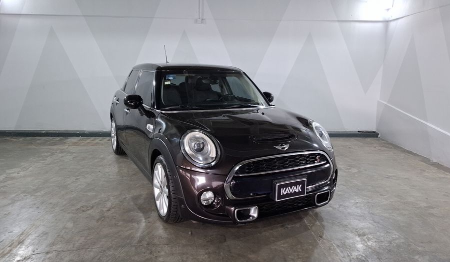 Mini Cooper S 2.0 COOPER CHILI AT Hatchback 2016