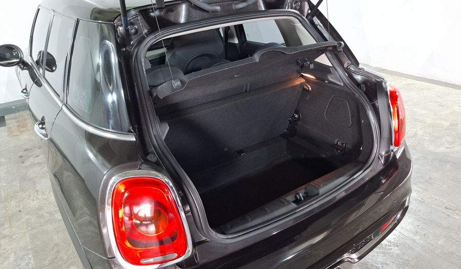 Mini Cooper S 2.0 COOPER CHILI AT Hatchback 2016