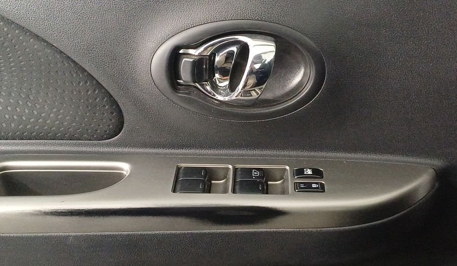 Nissan March 1.6 ADVANCE Hatchback 2020