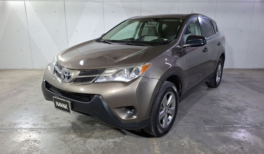 Toyota Rav4 2.5 LE AT Suv 2015