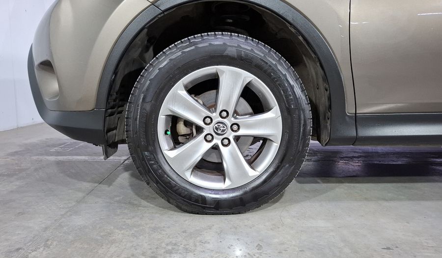 Toyota Rav4 2.5 LE AT Suv 2015