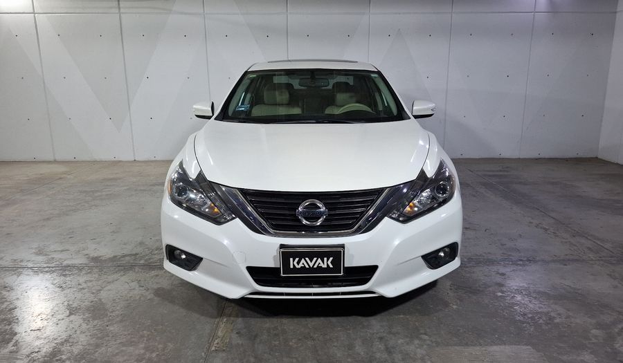 Nissan Altima 3.5 EXCLUSIVE CVT Sedan 2017