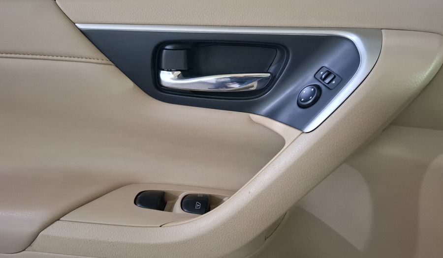 Nissan Altima 3.5 EXCLUSIVE CVT Sedan 2017