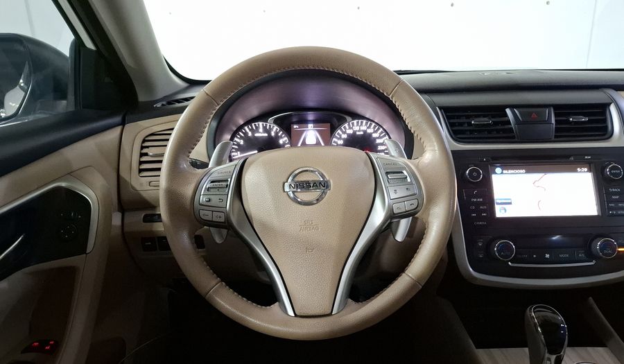 Nissan Altima 3.5 EXCLUSIVE CVT Sedan 2017