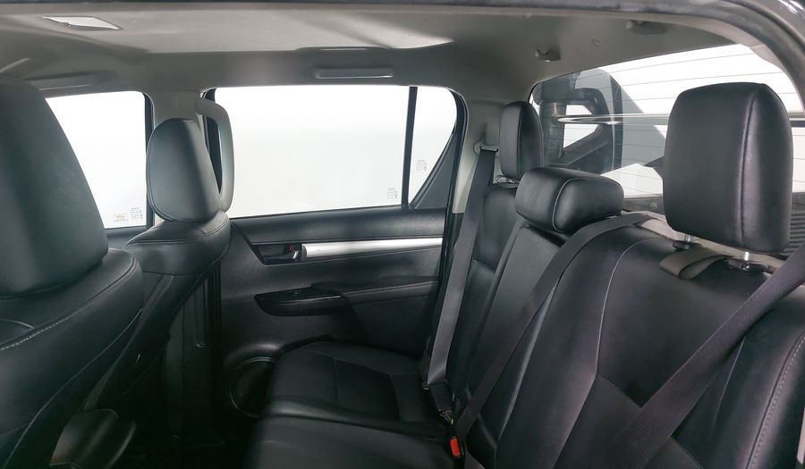 Toyota Hilux 2.8 DOBLE CABINA DSL (D-CAB DIESEL AT) Pickup 2018