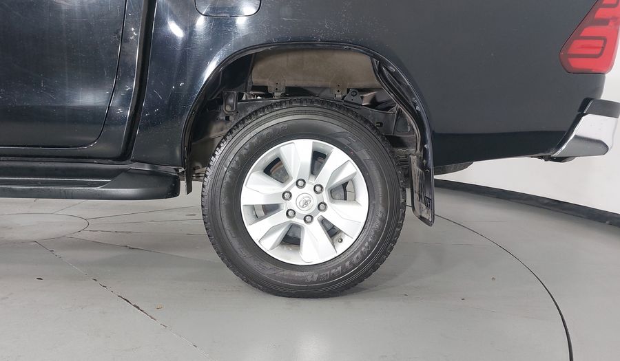 Toyota Hilux 2.8 DOBLE CABINA DSL (D-CAB DIESEL AT) Pickup 2018