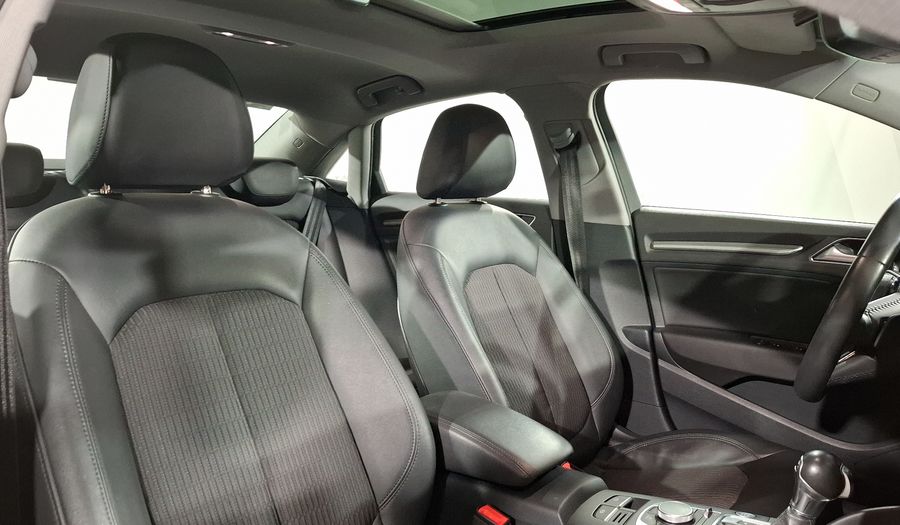 Audi A3 1.4 35 SELECT DCT Sedan 2019