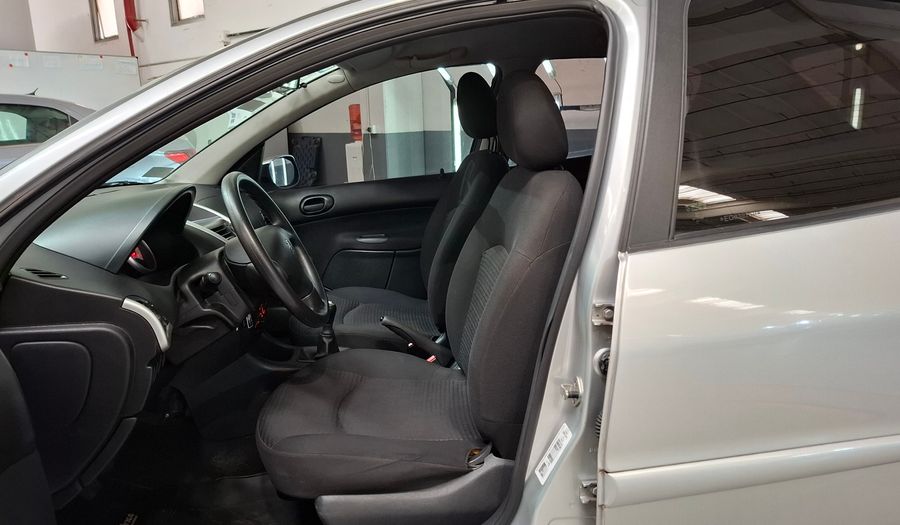 Peugeot 207 1.4 ACTIVE Hatchback 2014