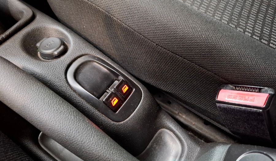Peugeot 207 1.4 ACTIVE Hatchback 2014