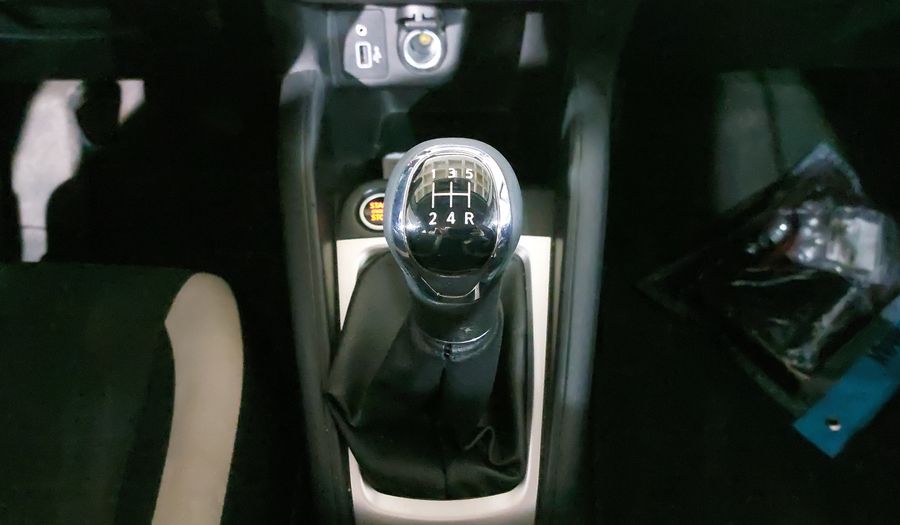 Nissan Versa 1.6 ADVANCE Sedan 2022