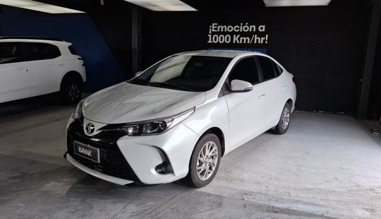 Toyota • Yaris