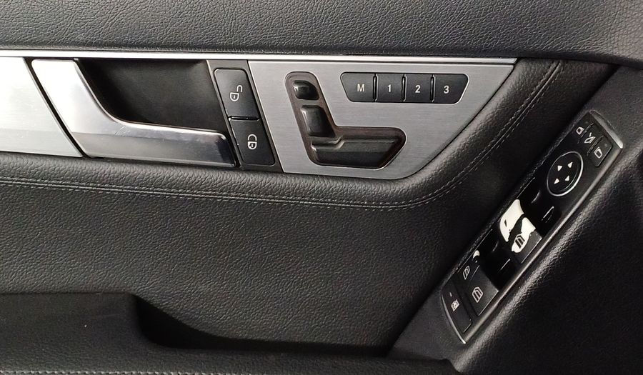 Mercedes Benz Clase C 1.8 250 CGI SPORT AT Sedan 2014
