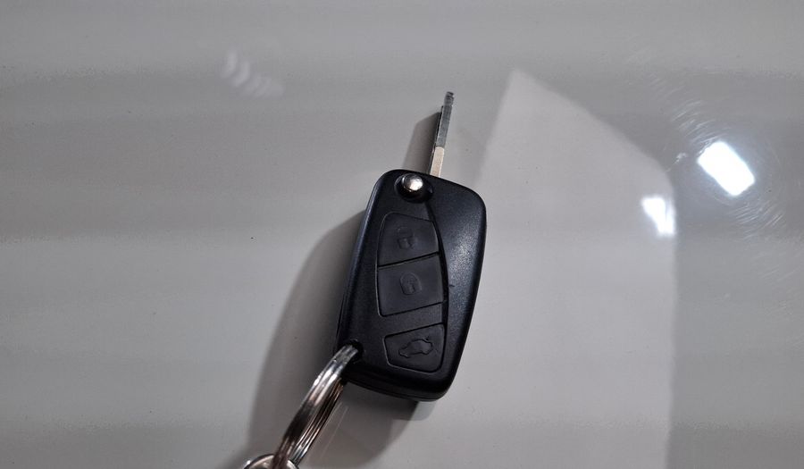 Fiat Punto 1.6 16V SPORTING 5P Hatchback 2014