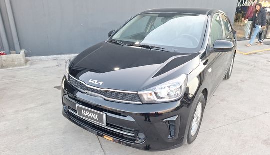 Kia • Soluto
