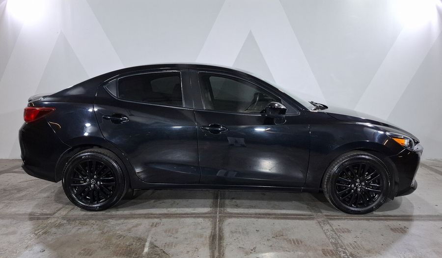 Mazda 2 1.5 MHEV CARBON EDITION AUTO Sedan 2023