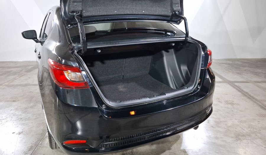 Mazda 2 1.5 MHEV CARBON EDITION AUTO Sedan 2023