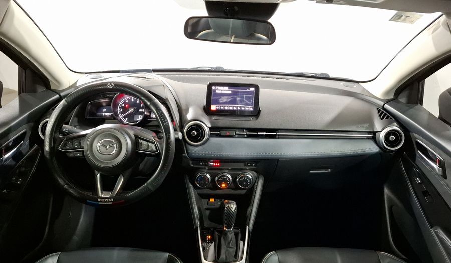 Mazda 2 1.5 MHEV CARBON EDITION AUTO Sedan 2023
